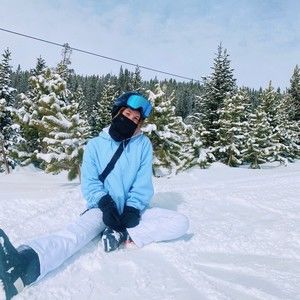 Meet your Posher, Ella